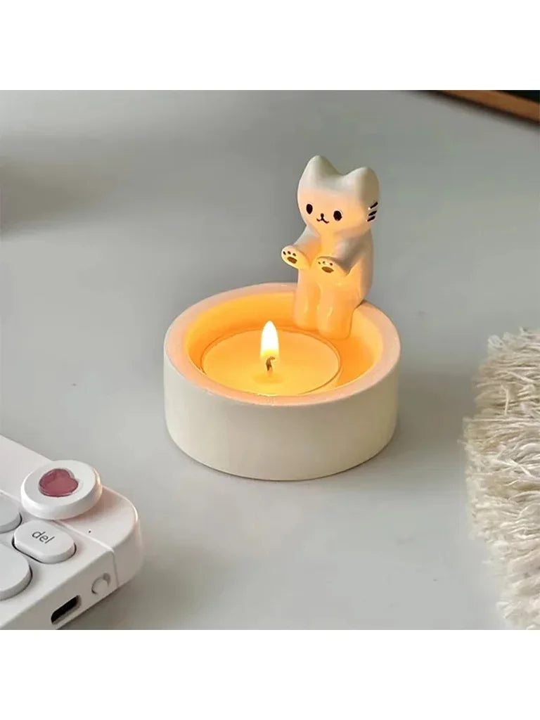 Cute Kitten Candle Holder Cat Candlestick Creative Aromatherapy Candle Holder Durable High Tempe Cartoon Candlestick Decoration