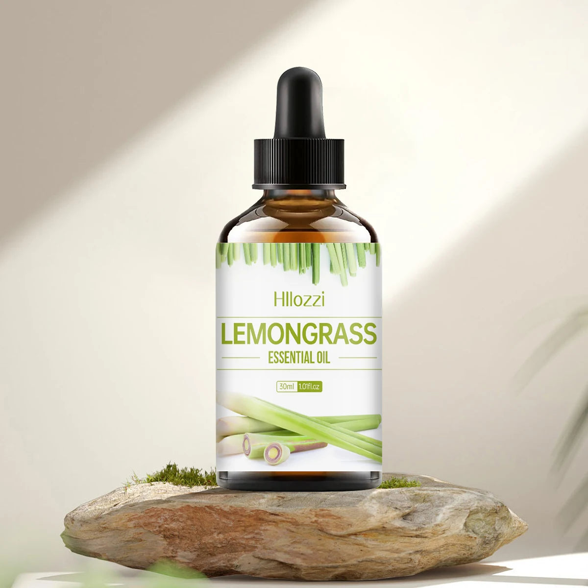 Lemongrass essential oil is suitable for various uses, fresh scent, humidifiers, candles, burners, aromatherapy