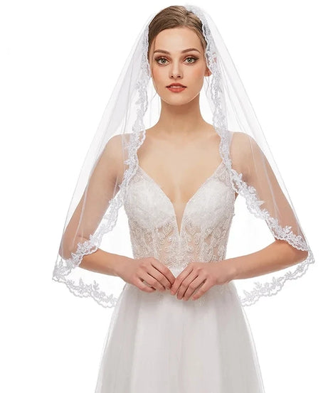 1 Layer elegant short White Ivory Lace veil for wedding bridal and Party ladies' headwear and dress up Wedding Accessories