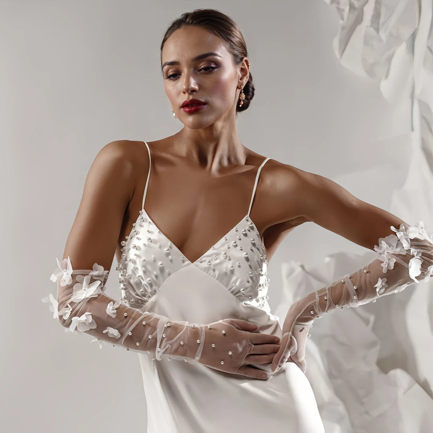 1 Pair Wedding Bride Gloves Pearls Beaded Elbow Covers Arms Sleeves Long Elegant Women Bachelorette Party Accessories  VPM09