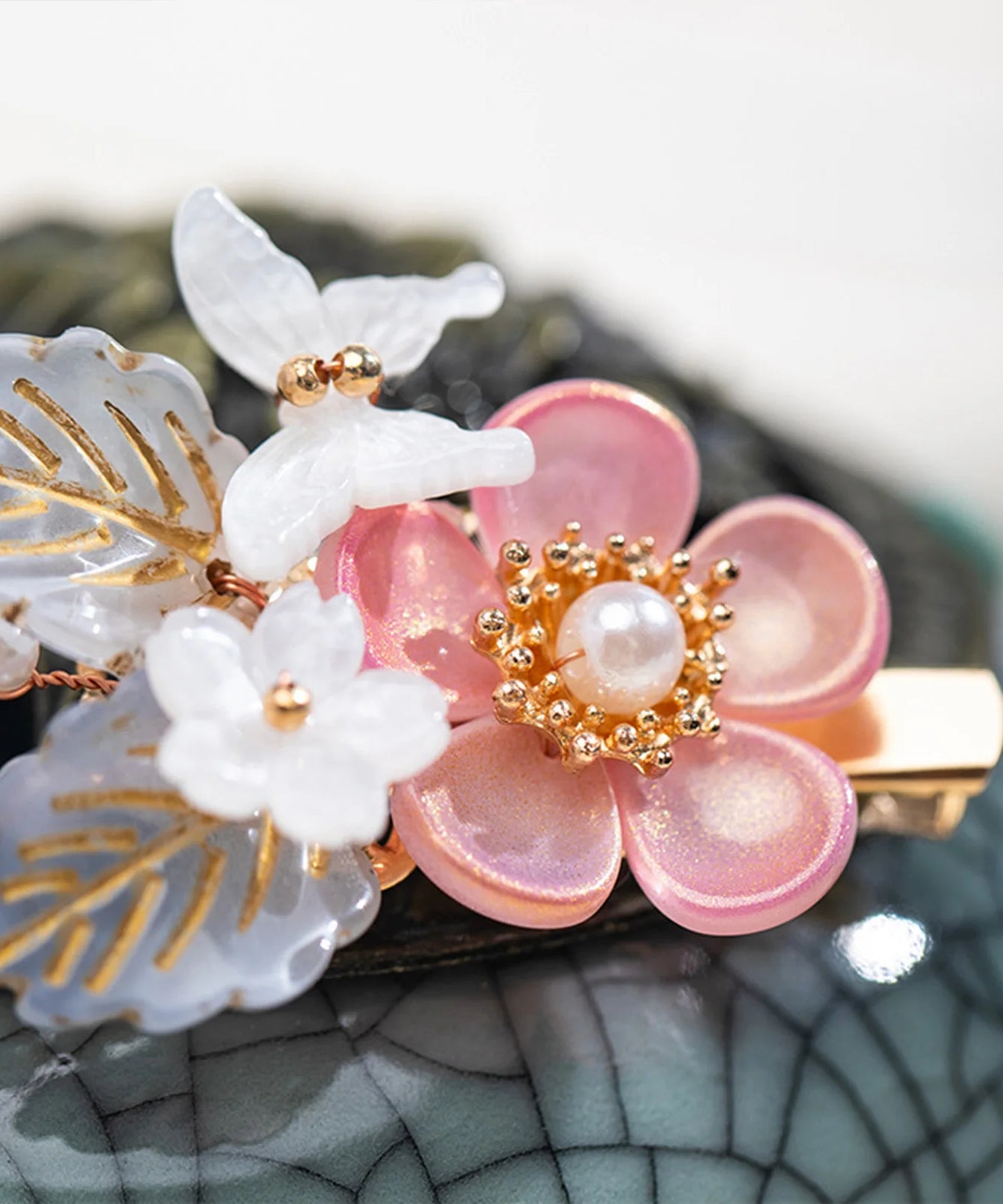 1 Pair Ancient Flowers Hair Pins Pink Resin Flower Hair Clips Crystal like Blossom Hairpins for Women Girls Hair Accessories