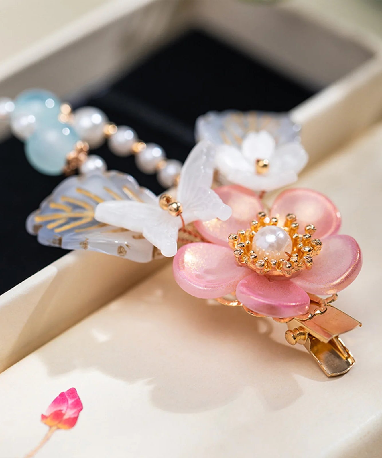 1 Pair Ancient Flowers Hair Pins Pink Resin Flower Hair Clips Crystal like Blossom Hairpins for Women Girls Hair Accessories